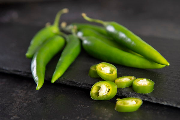 Fresh Green Chillies (100g) - 01