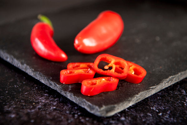 Fresh Red Chillies (100g) - 01