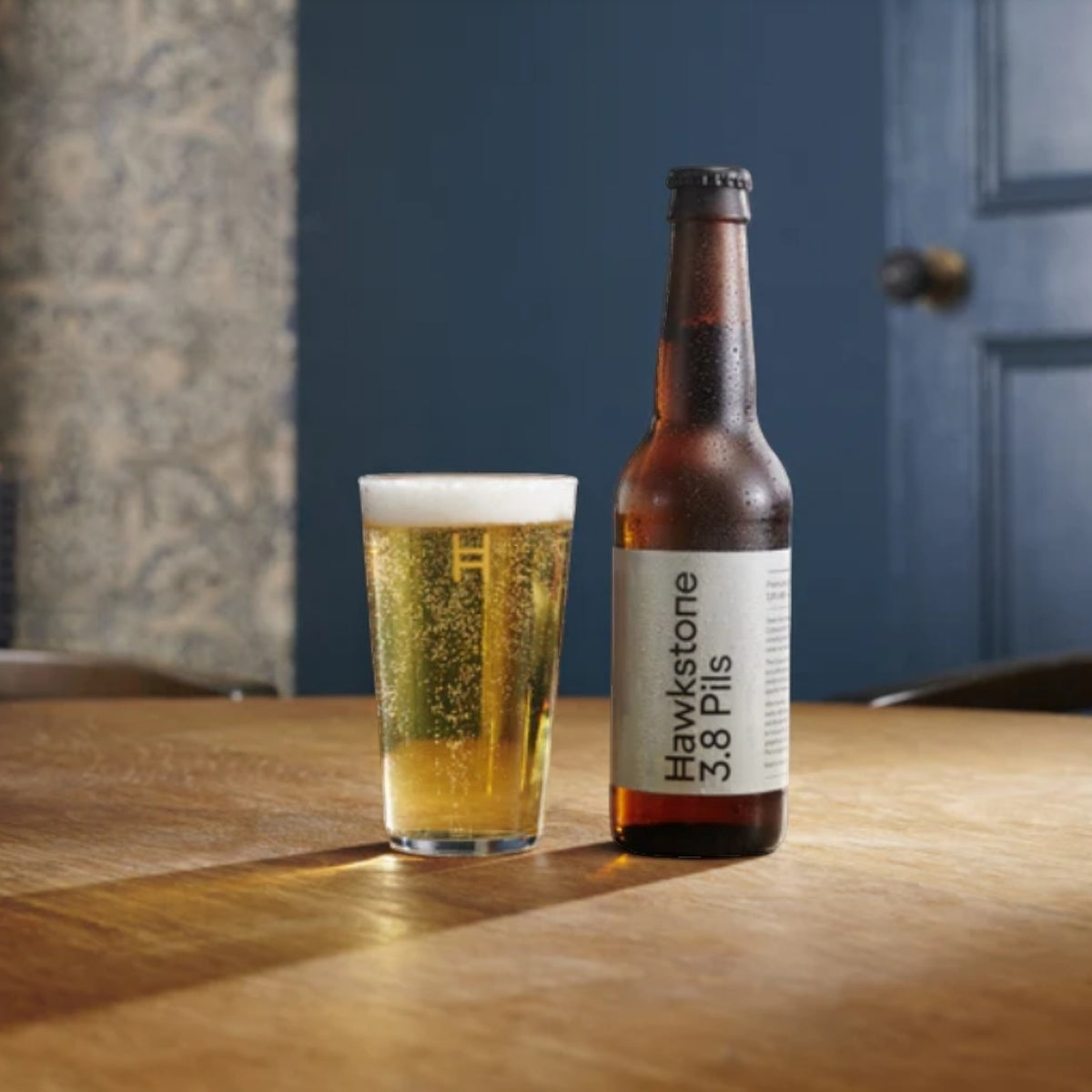 Hawkstone - Premium Lager (330ml)