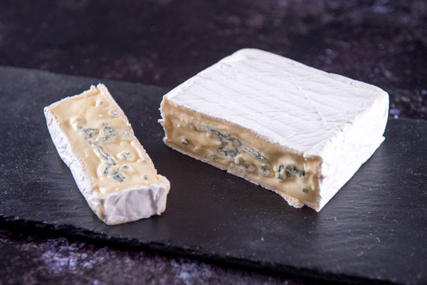 Cotswold Blue Brie 300g - The Cheese Merchant - 44 Foods - 05