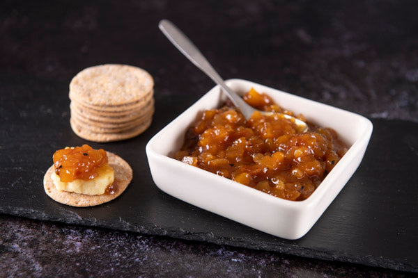 Shaws Spiced Apricot Ginger Chutney 200g - Suma - 44 Foods - 03